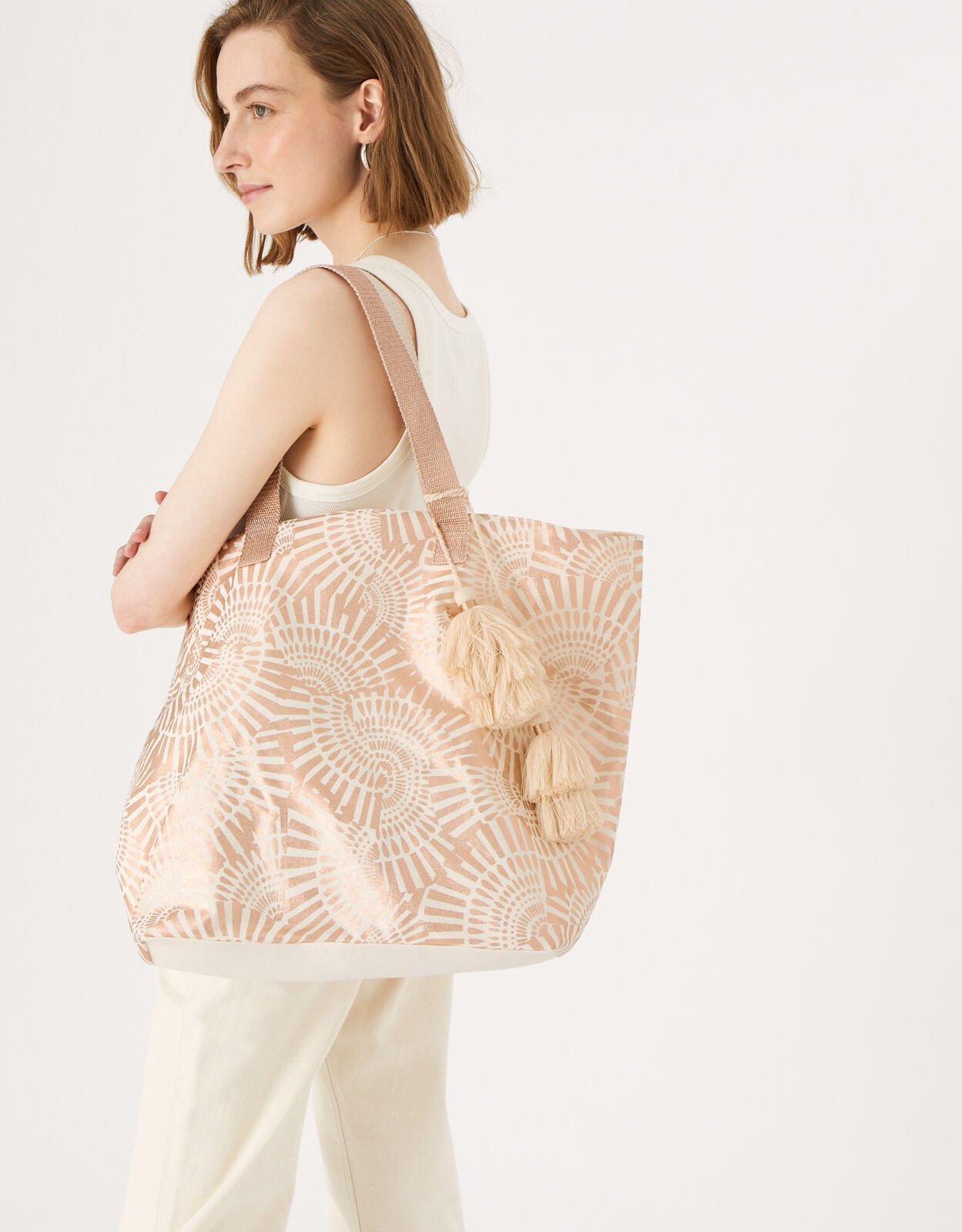 22 Beach Bags and Totes Made For Summer Living  Vogue