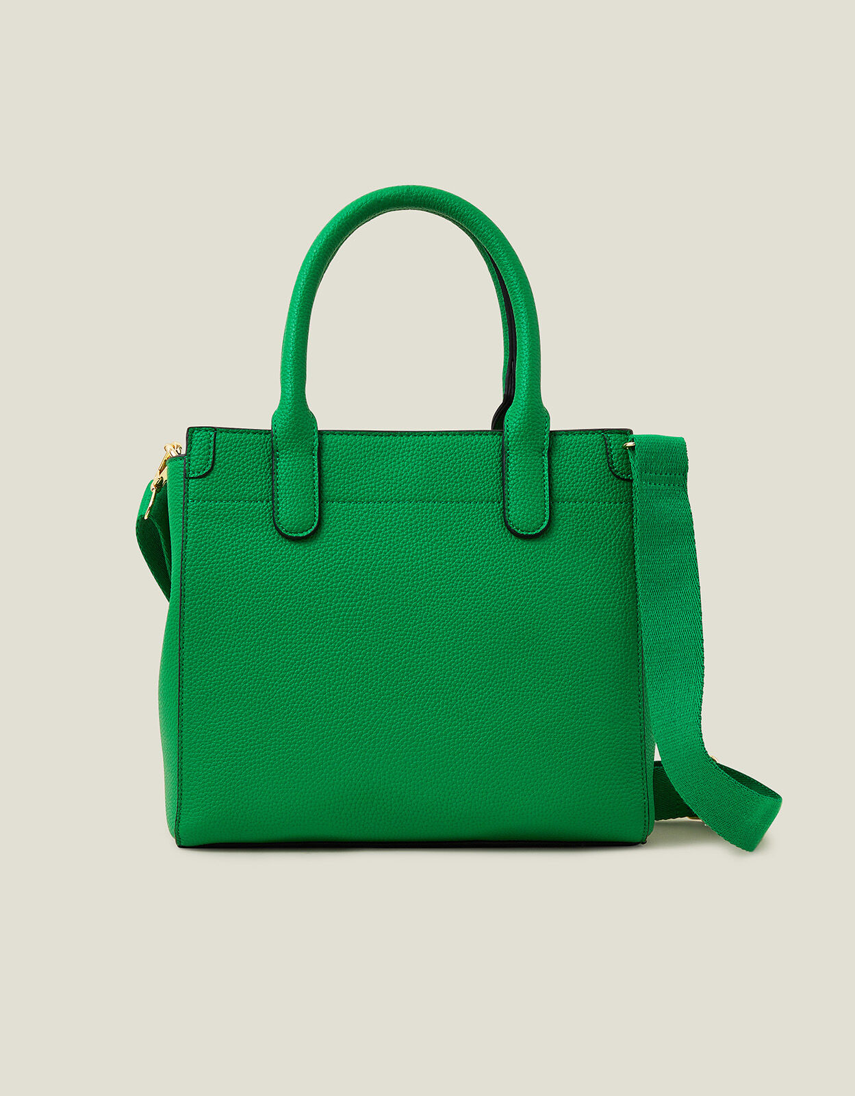 The 9 Key Spring Handbag Trends For 2023 – Shop Them All Here | British  Vogue
