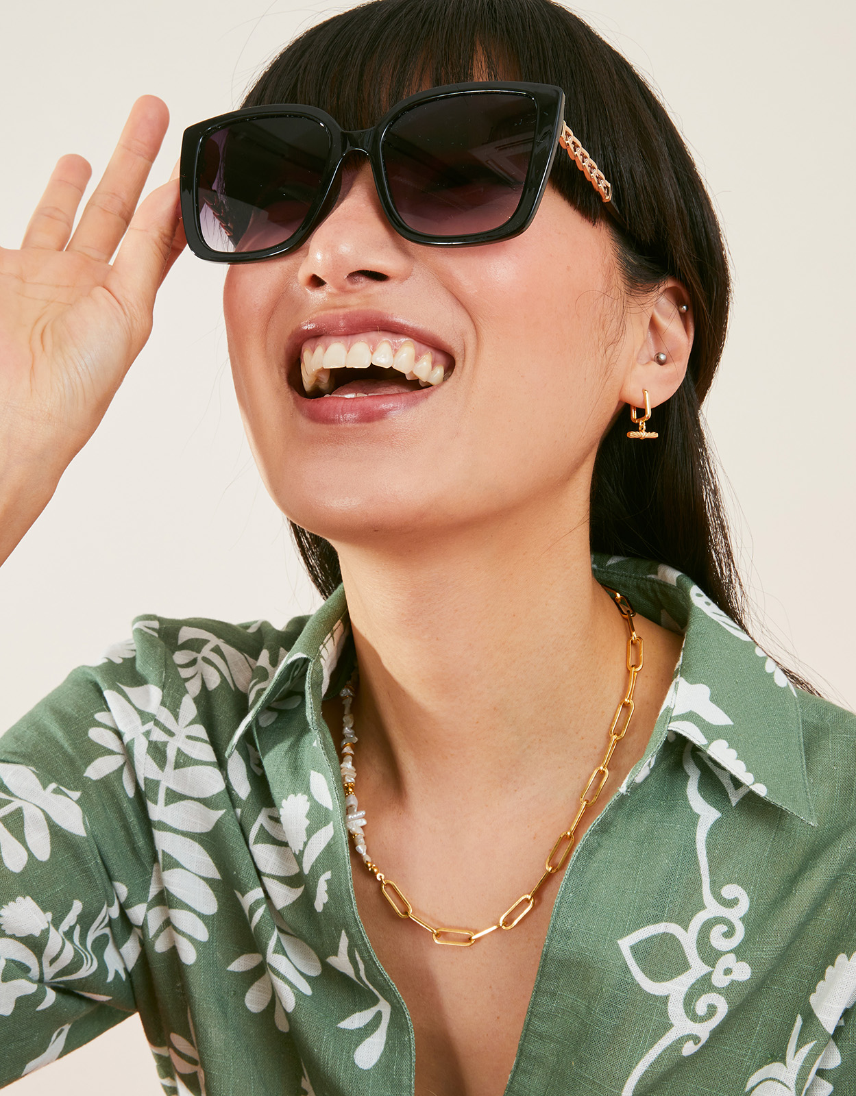 Accessorize Women's Chain Detail Oversized Square Sunglasses Black, Size: One Size